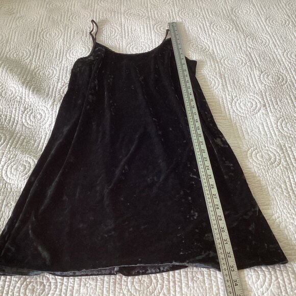 Victoria's Secret Velvet black slip dress Spaghetti Strap Slip Dress Size M/L - Picture 10 of 12
